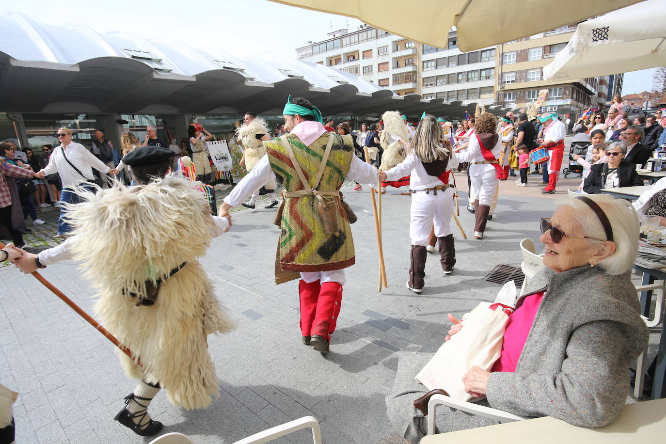 Pola de Siero disfruta con los mazcaritos de Valdesoto