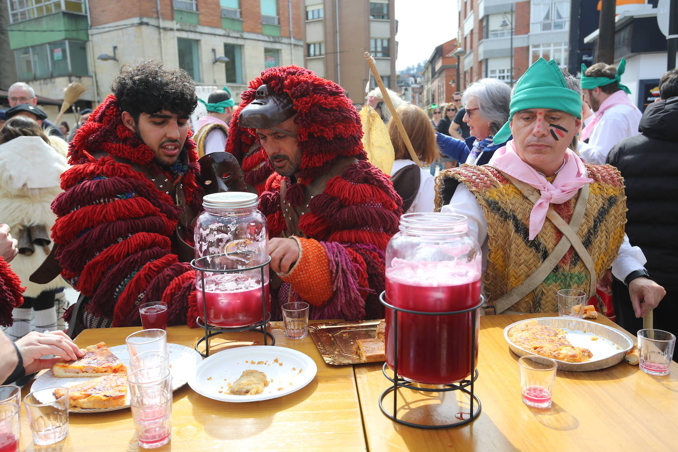 Pola de Siero disfruta con los mazcaritos de Valdesoto