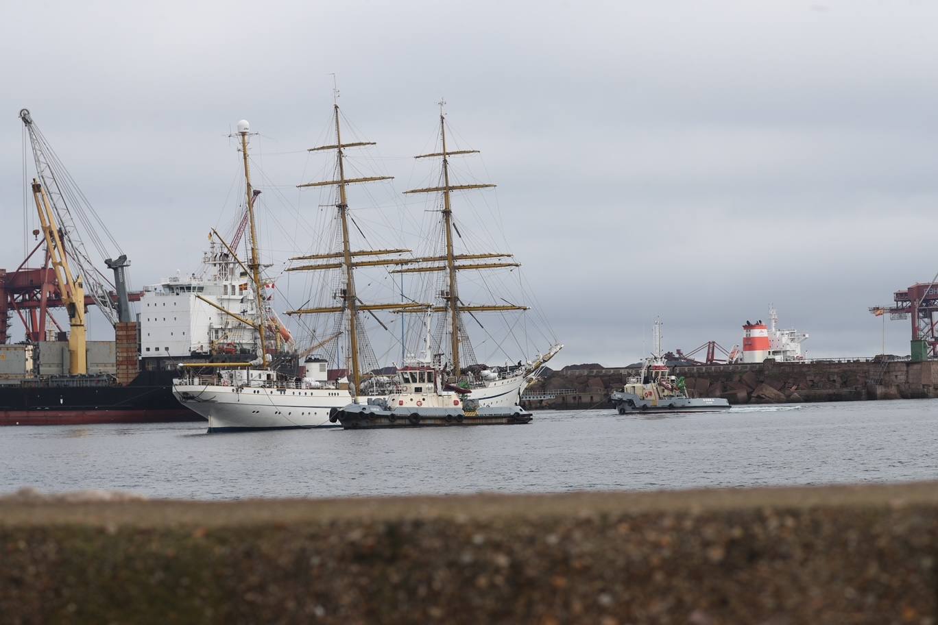 El buque escuela alemán &#039;Gorch Fock&#039; llega a Gijón