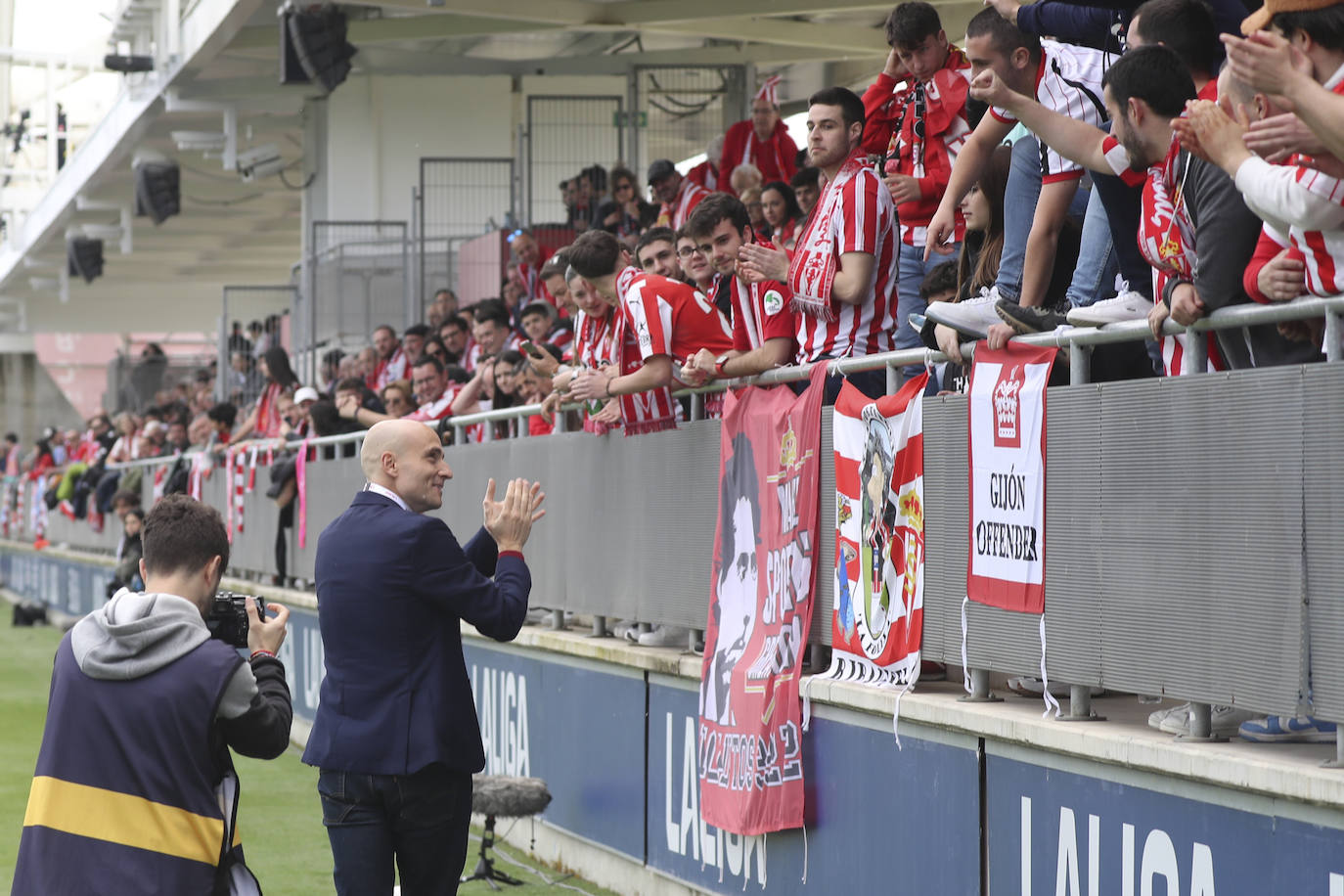 Las imágenes que deja el partido entre el Amorebieta y el Sporting de Gijón