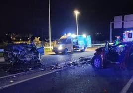 Tres heridos en un accidente entre tres vehículos a la entrada de Avilés