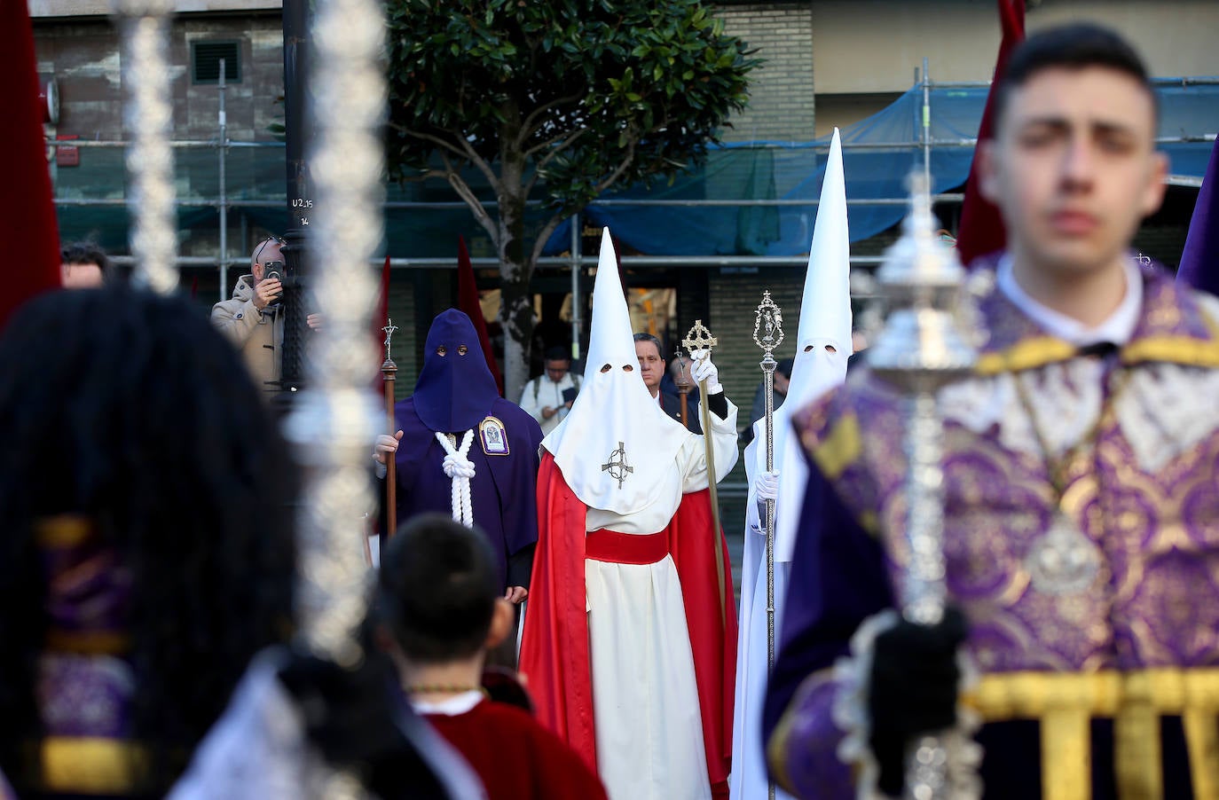 La Sagrada Lanzada de los Estudiantes toma las calles de Oviedo