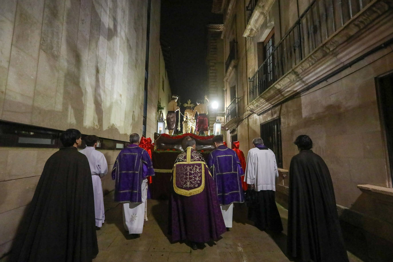 Procesión de San Pedro Apóstol y de Cristo Azotado en Avilés