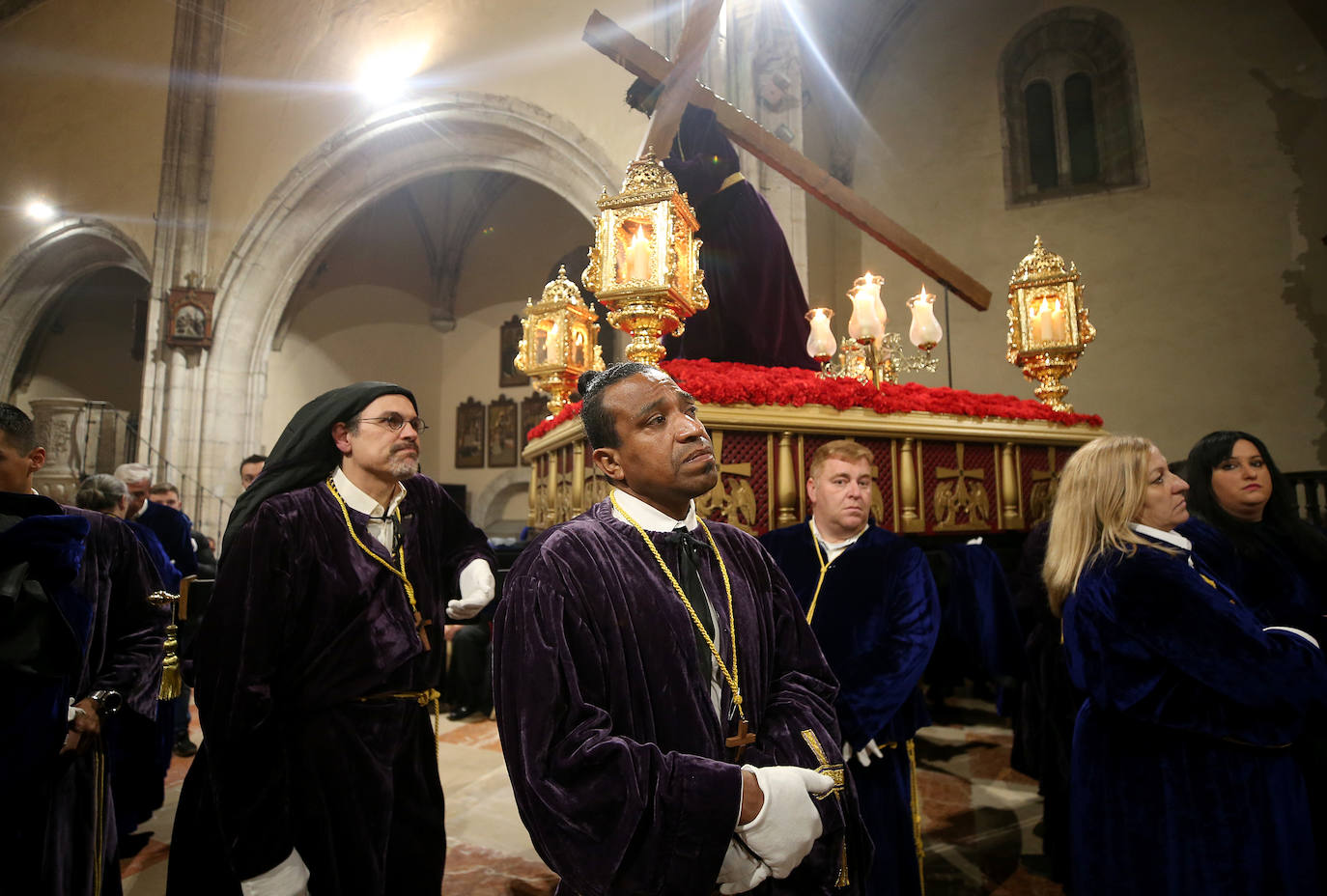 La procesión de El Nazareno de Oviedo no pudo salir por la lluvia