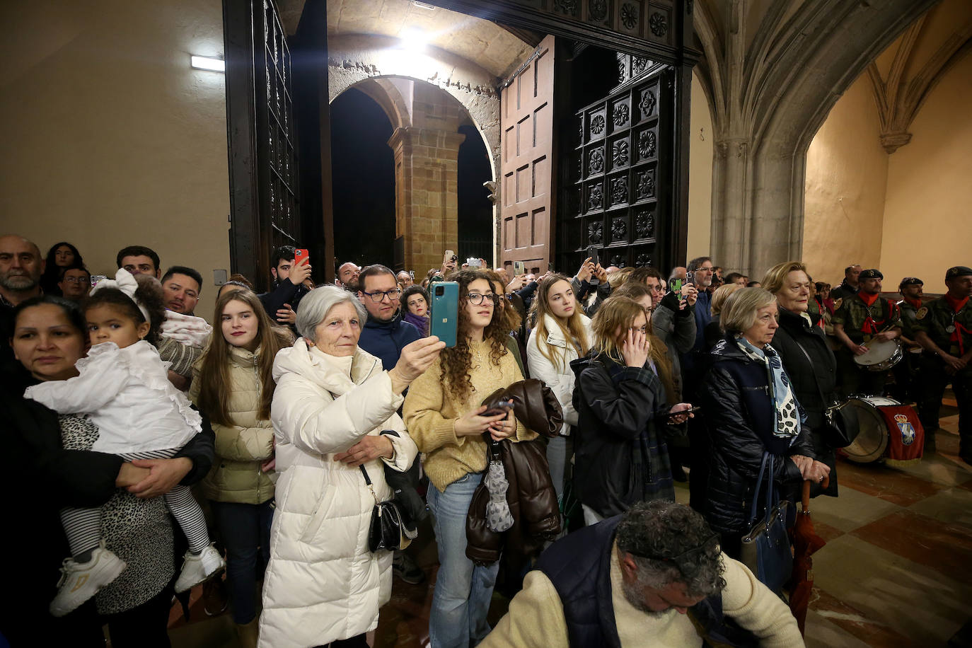 La procesión de El Nazareno de Oviedo no pudo salir por la lluvia