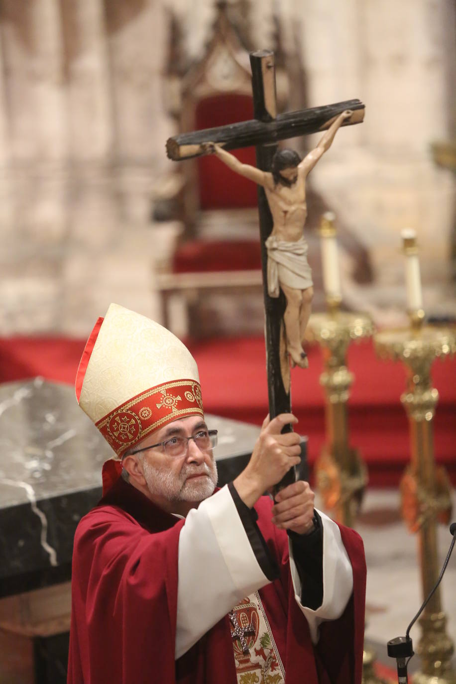 El Santo Sudario se exhibe en la Catedral