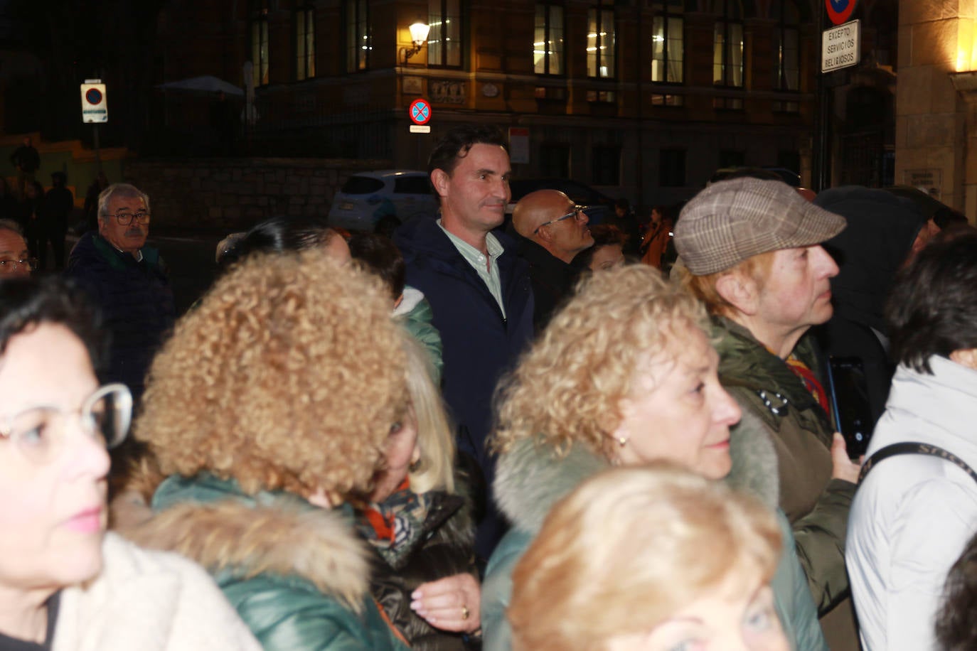 El Santo Entierro recorre las calles de Gijón