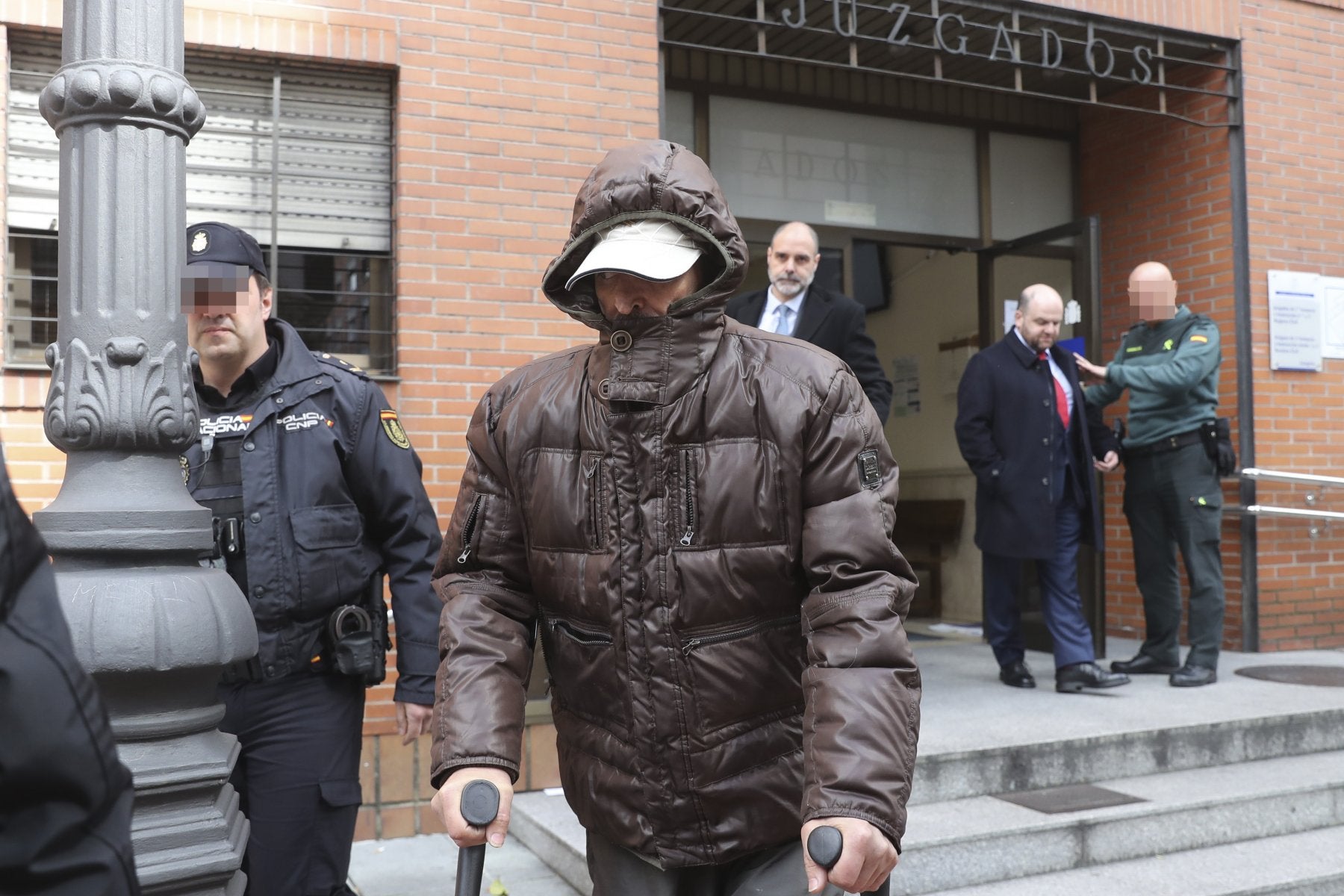 José Javier R. E., a su salida de los juzgados de Langreo.