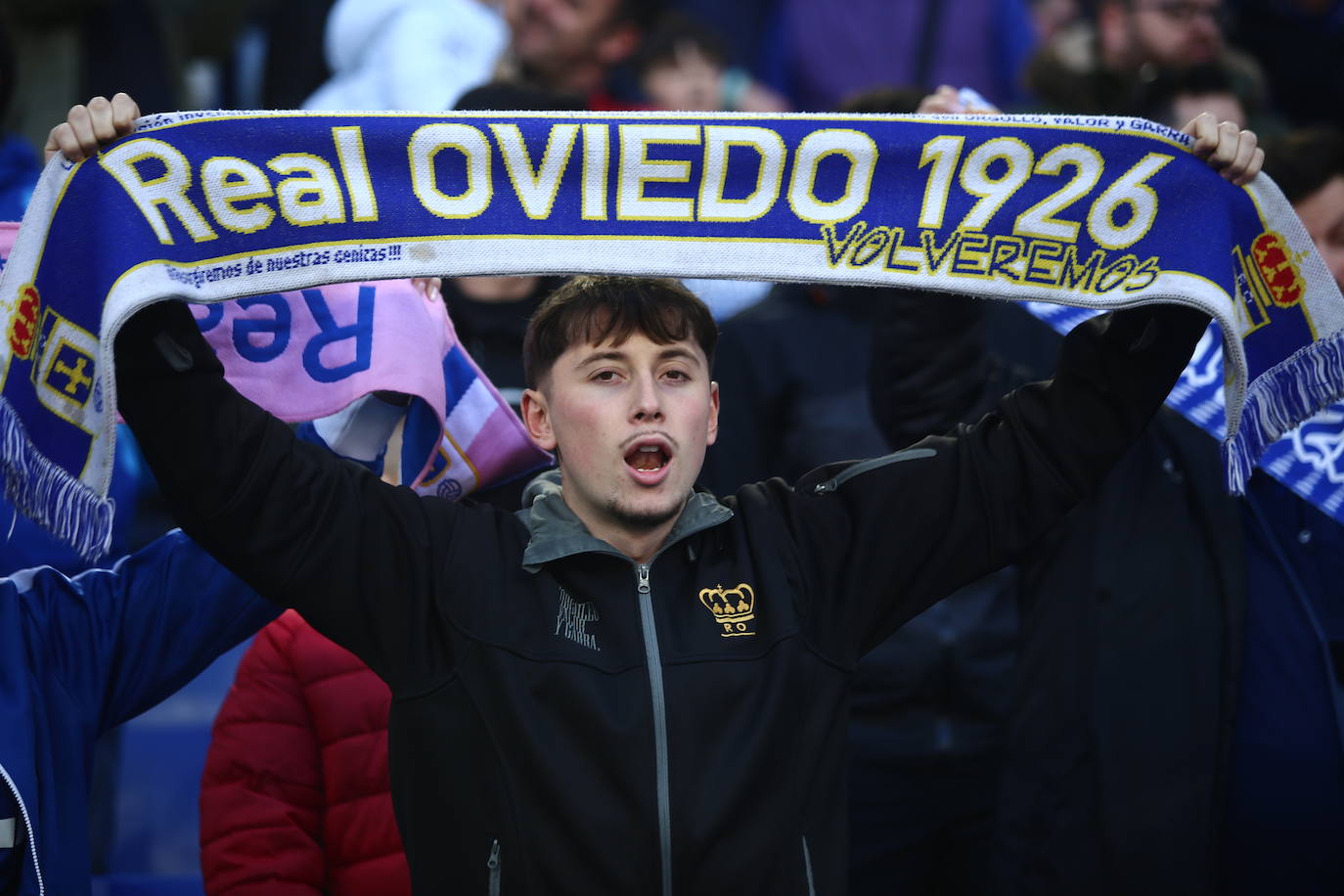 ¿Estuviste en el Real Oviedo - Villarreal B? ¡Búscate en las fotos!