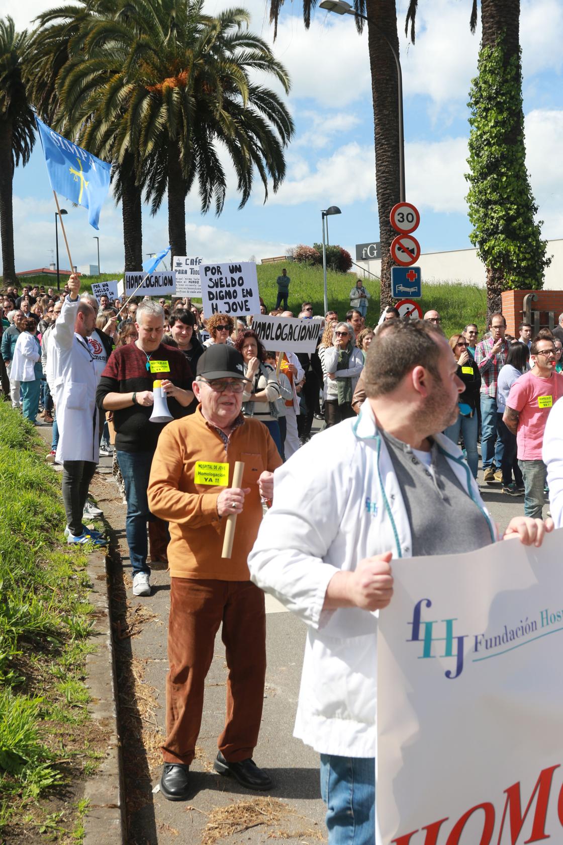 Las imágenes de la protesta de los trabajadores del Hospital de Jove