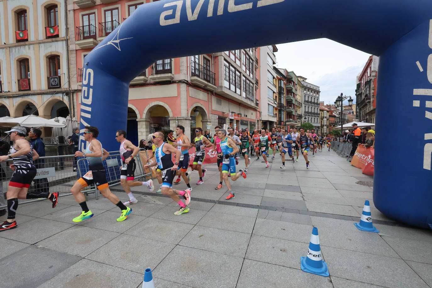 Las imágenes que deja la primera jornada del Duatlón en Avilés