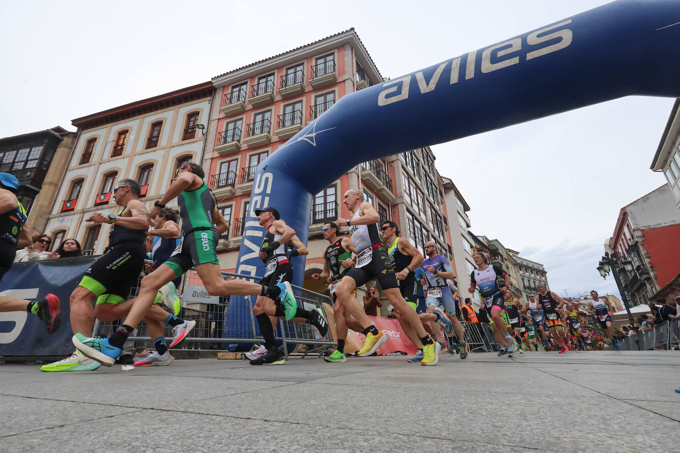 Las imágenes que deja la primera jornada del Duatlón en Avilés