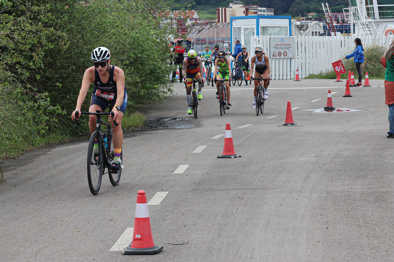 Las imágenes que deja la primera jornada del Duatlón en Avilés