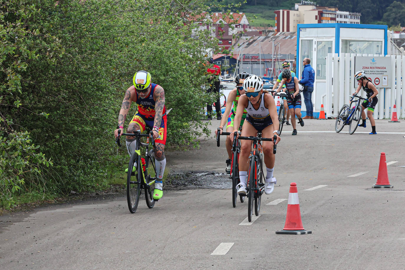 Las imágenes que deja la primera jornada del Duatlón en Avilés