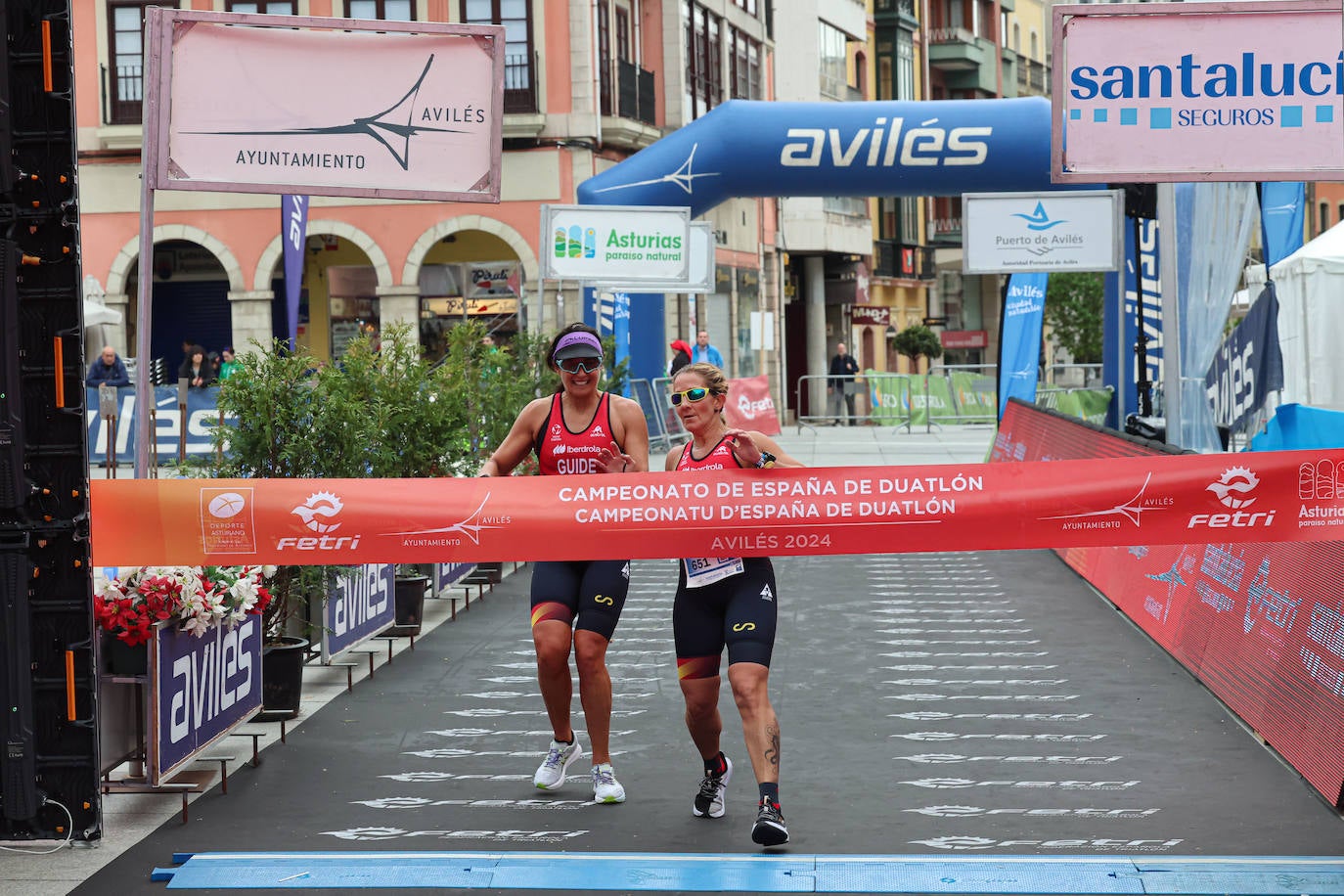 María Varo y Javier Martín vencen en el Nacional de Duatlón en Avilés