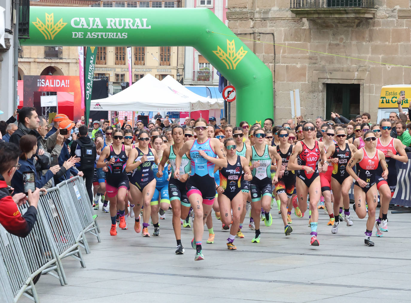 María Varo y Javier Martín vencen en el Nacional de Duatlón en Avilés