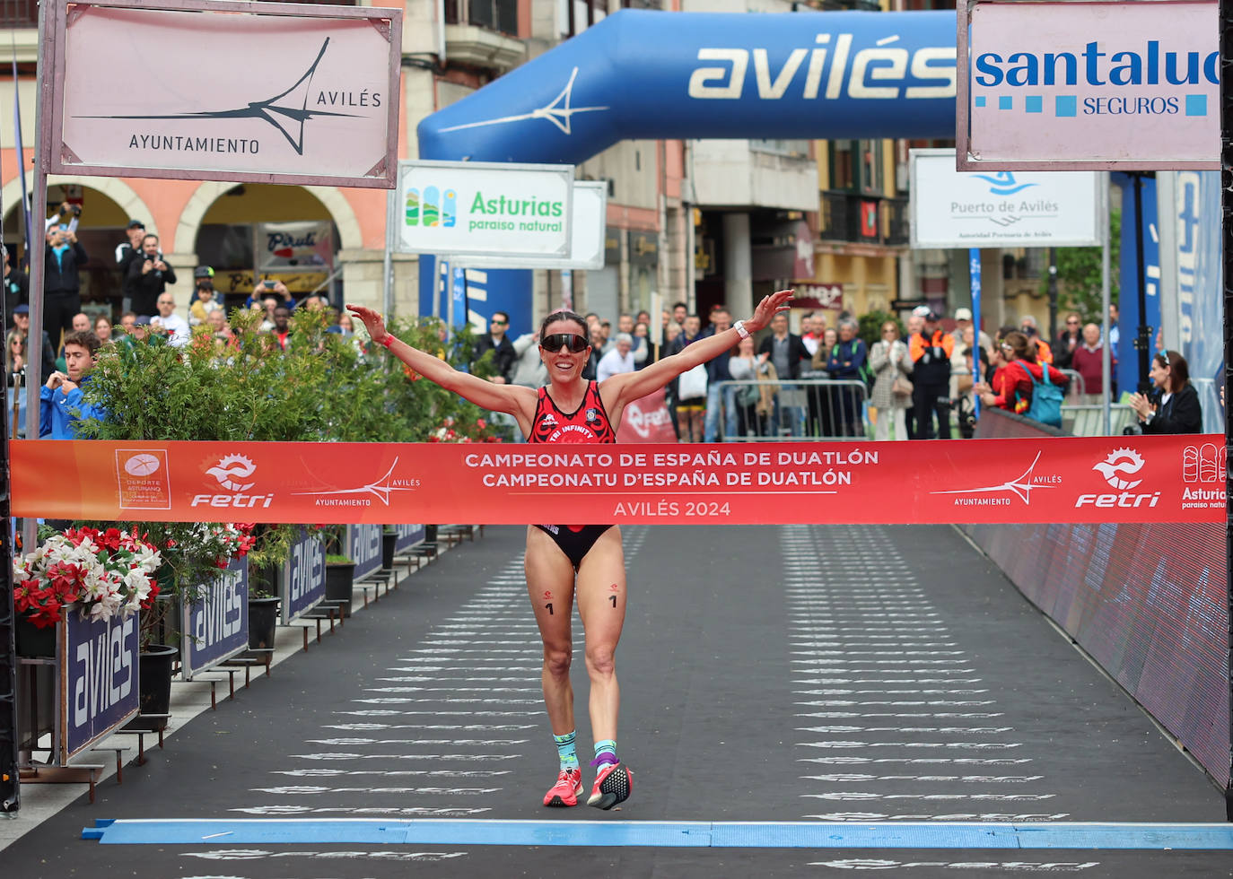 María Varo y Javier Martín vencen en el Nacional de Duatlón en Avilés