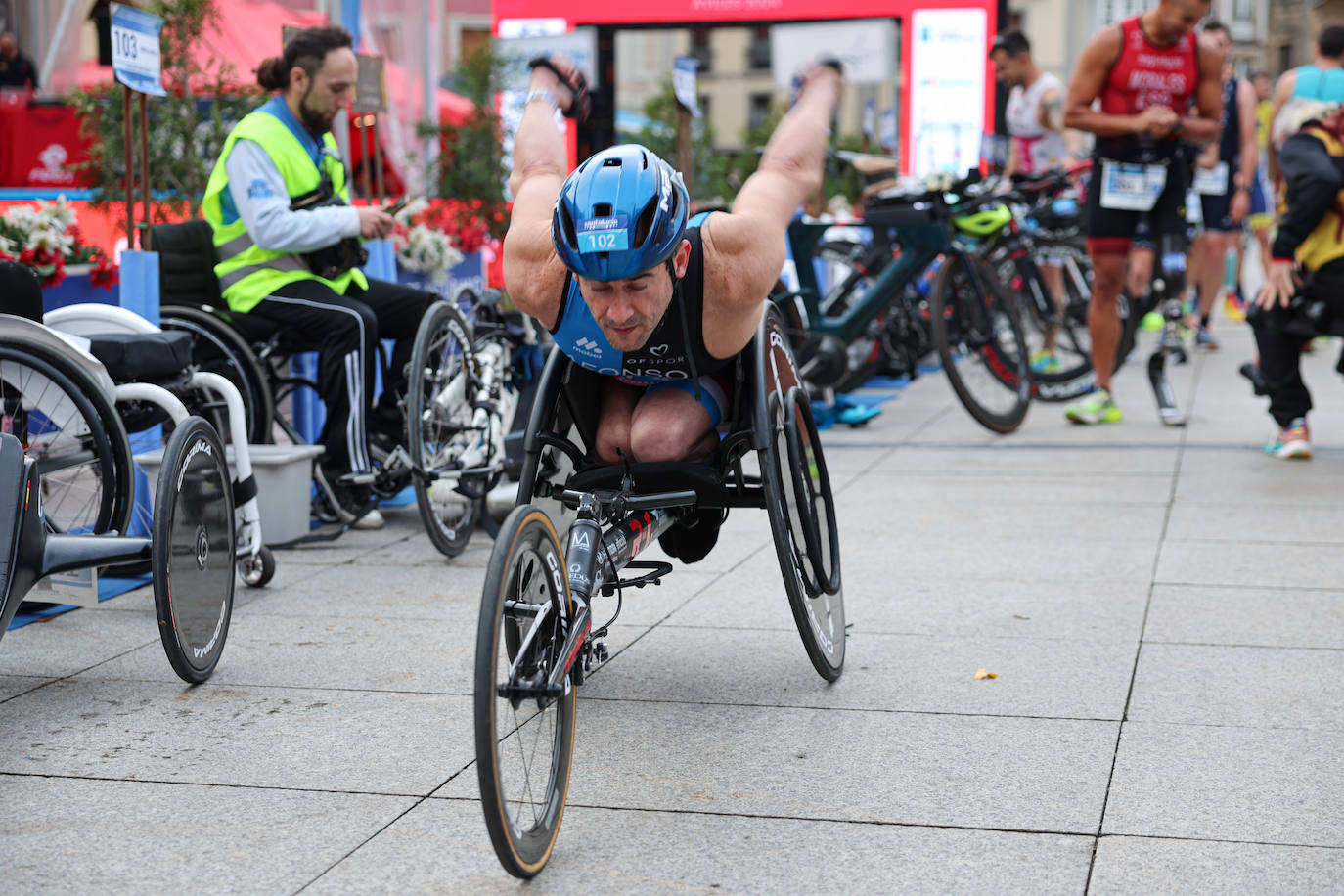 María Varo y Javier Martín vencen en el Nacional de Duatlón en Avilés