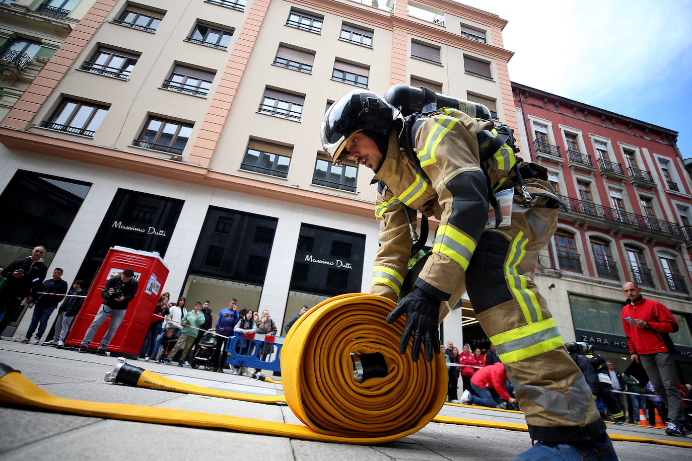 El recuerdo del bombero Eloy Palacio, muy presente en Oviedo