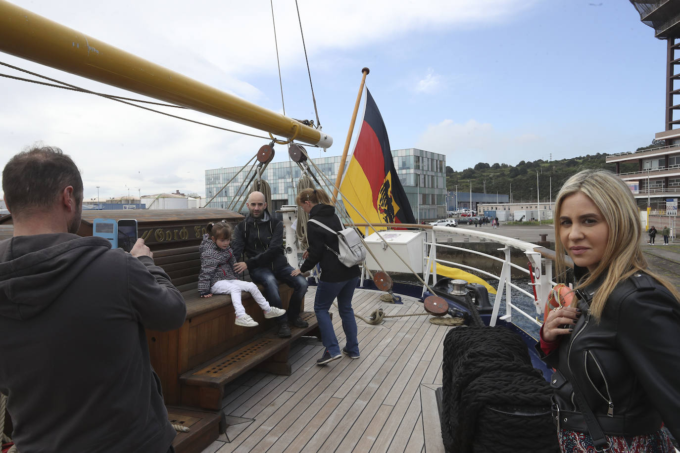 Gijón se despide del buque &#039;Gorch Fock&#039;