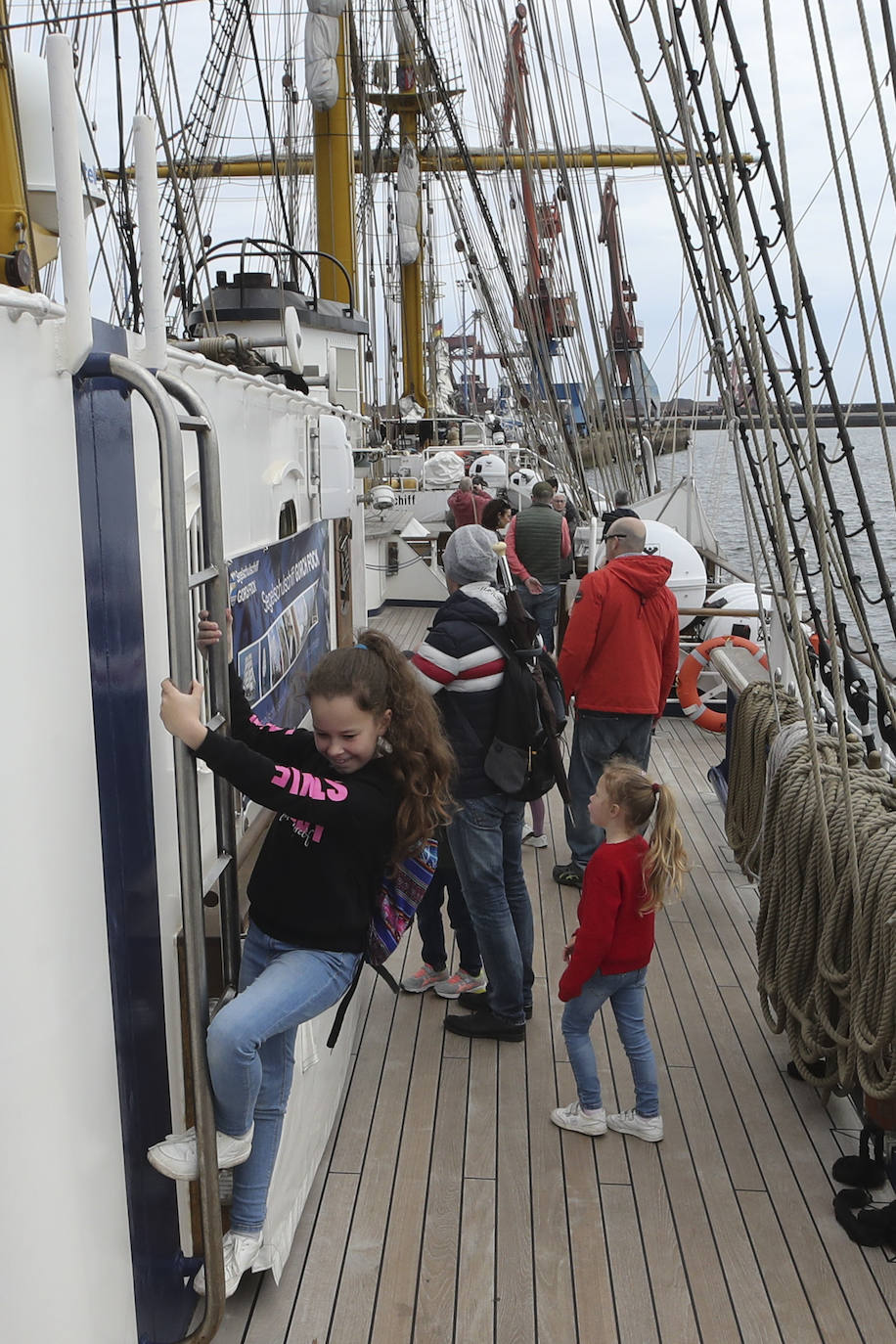 Gijón se despide del buque &#039;Gorch Fock&#039;