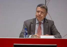 Jordi Sevilla, en la junta de accionistas de Duro Felguera de junio del año pasado.
