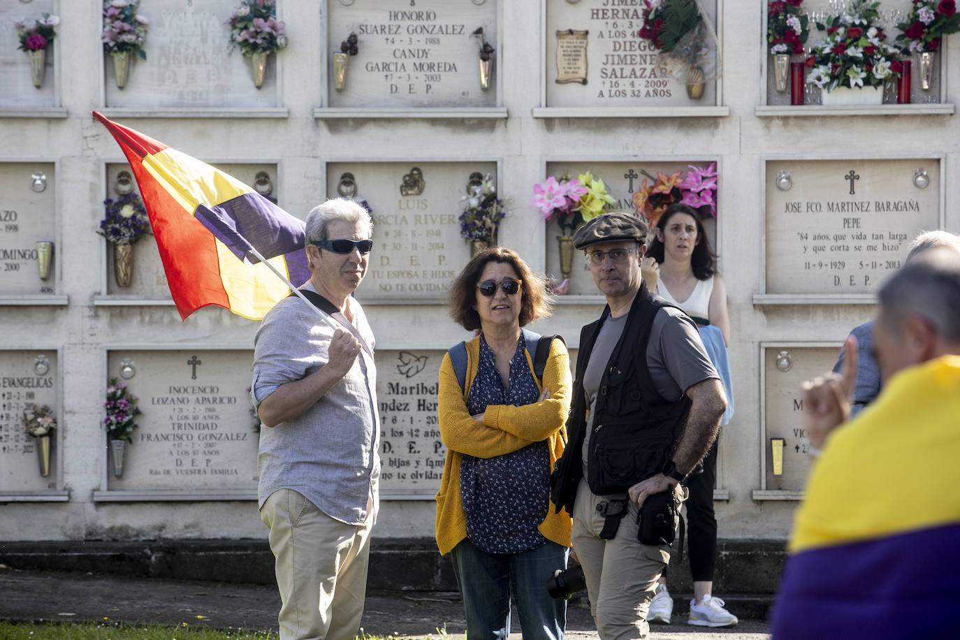 Conmemoración en Oviedo del 93 aniversario de la II República