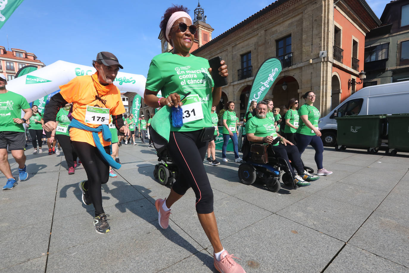 700 avilesinos corren contra el cáncer