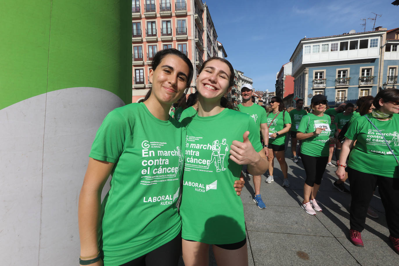 700 avilesinos corren contra el cáncer