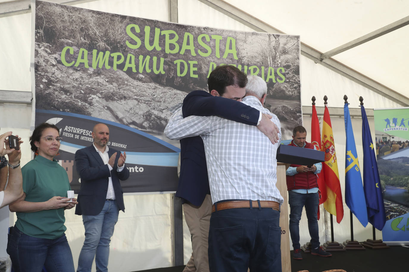 Así ha sido la subasta del campanu de Asturias más caro de la historia