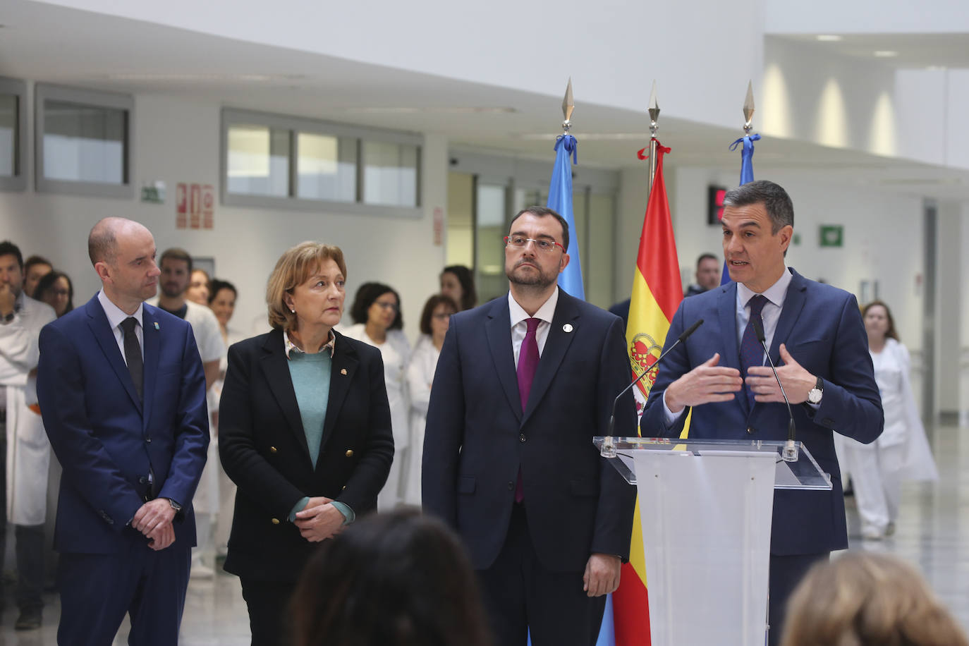 Pedro Sánchez, en Asturias: así fue su visita al HUCA