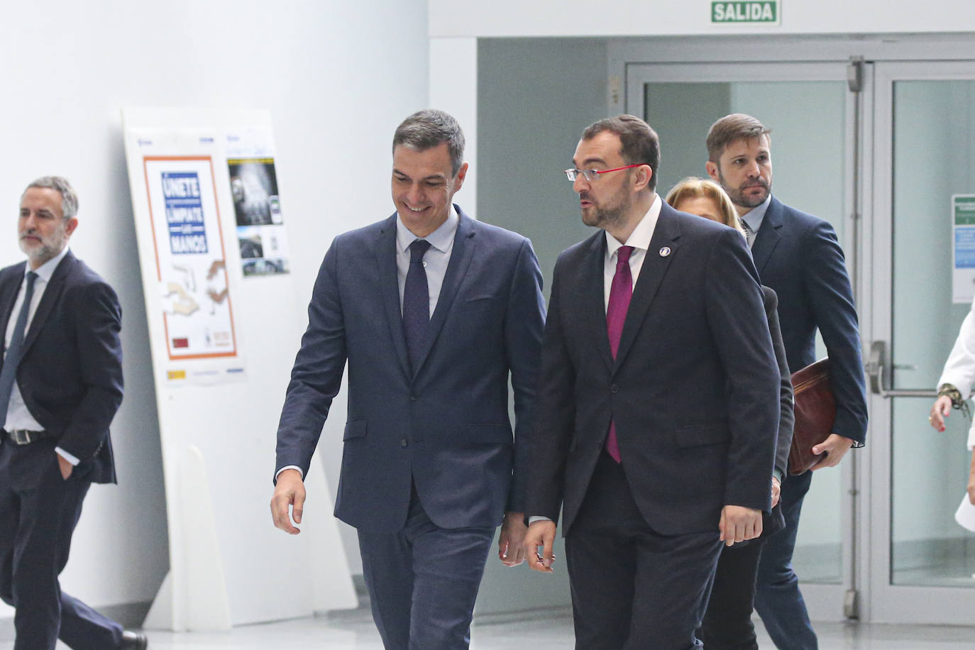 Pedro Sánchez, en Asturias: así fue su visita al HUCA