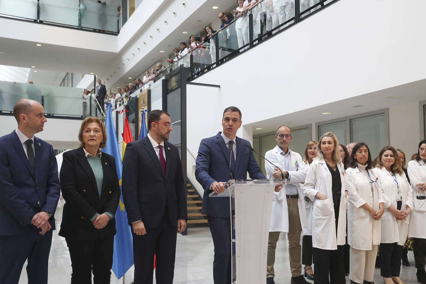 Pedro Sánchez, en Asturias: así fue su visita al HUCA