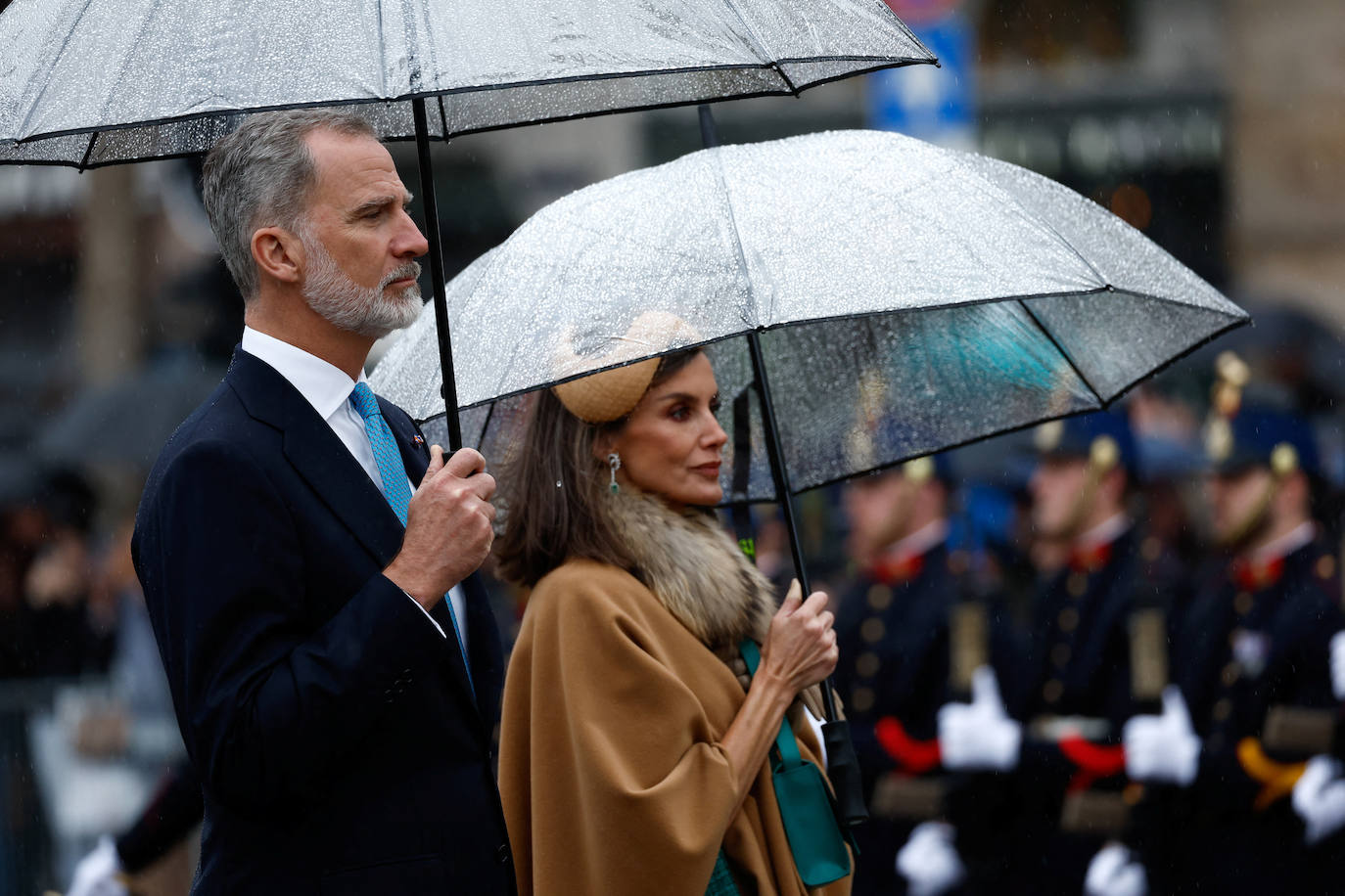 Todos los estilismos de la Reina Letizia en su visita a Países Bajos