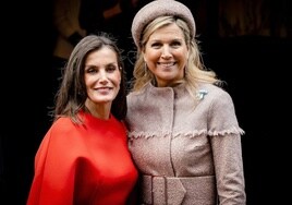 Todos los estilismos de la Reina Letizia en su visita a Países Bajos