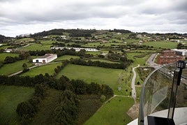 Zona por la que debería discurrir el vial soterrado.