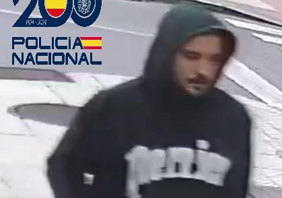 Imagen del atracador difundida por la Policía Nacional.
