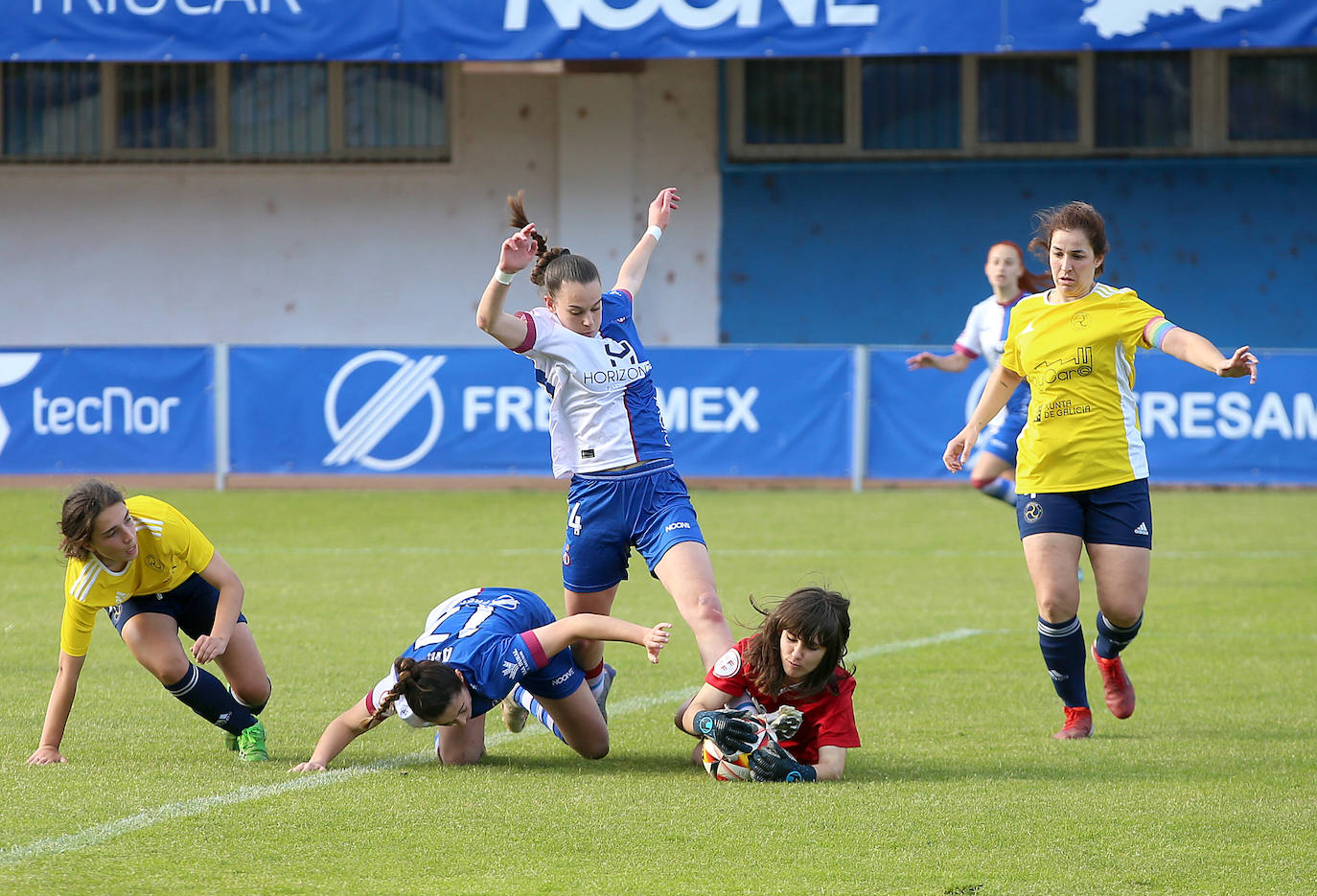 El Suárez Puerta arropa al Avilés Femenino