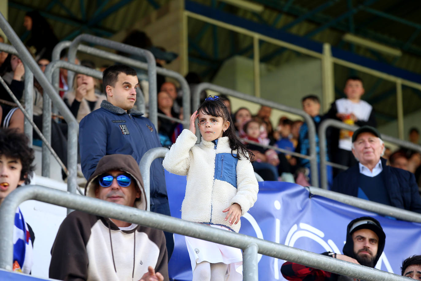 El Suárez Puerta arropa al Avilés Femenino