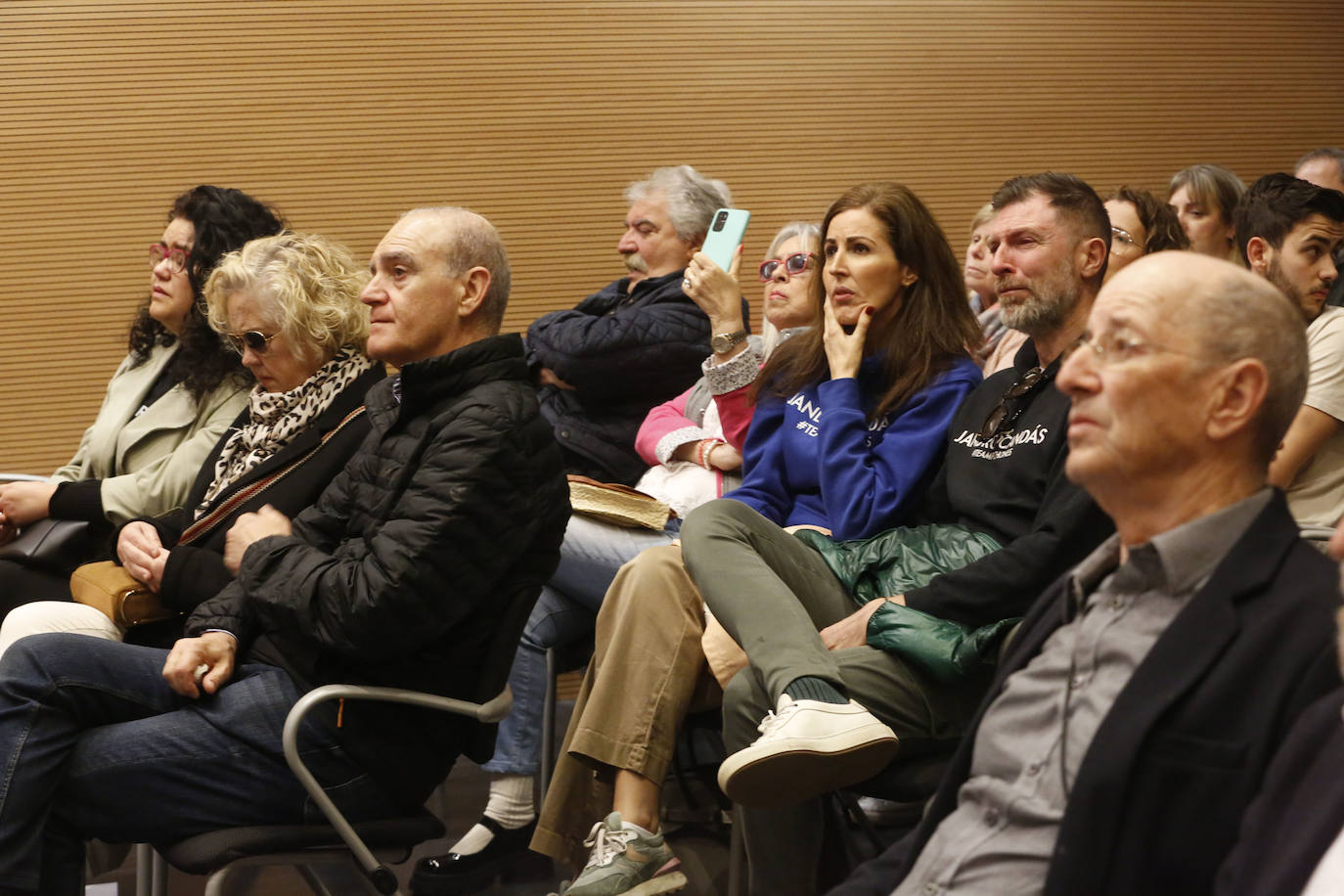 Emotivo homenaje en Candás al ciclista Alejandro Carnicero