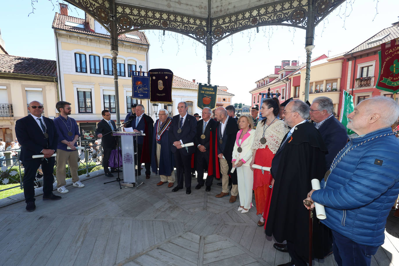 Las Fiestas del Picadillo y el Sabadiego de Noreña acaban con nuevos embajadores