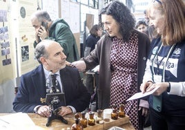 Villaverde, en la inauguración de la Feria de la Ciencia y la Innovación de la Vega,