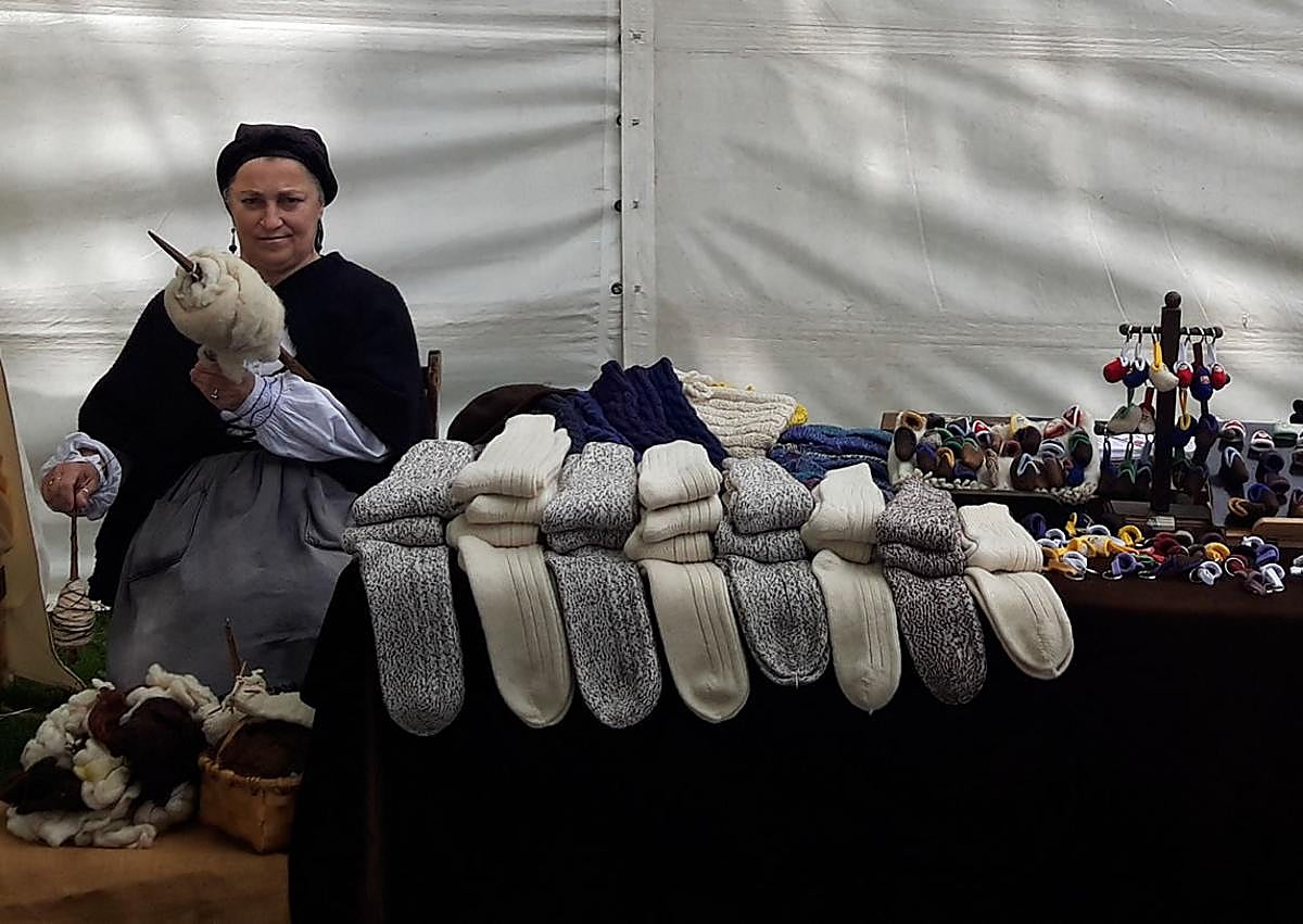 Imagen secundaria 1 - Mercáu Tradicional de Santa Marina