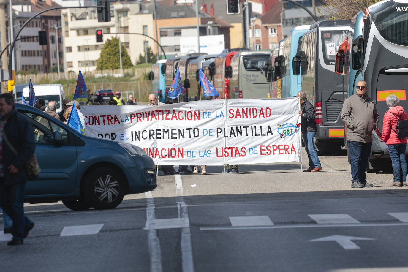 Así fueron las manifestaciones en Gijón de USO y los sindicatos minoritarios