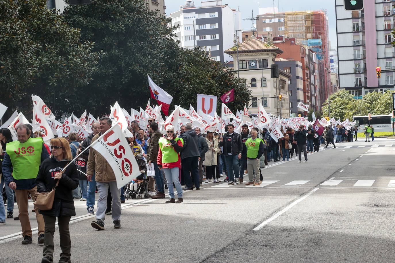 Así fueron las manifestaciones en Gijón de USO y los sindicatos minoritarios