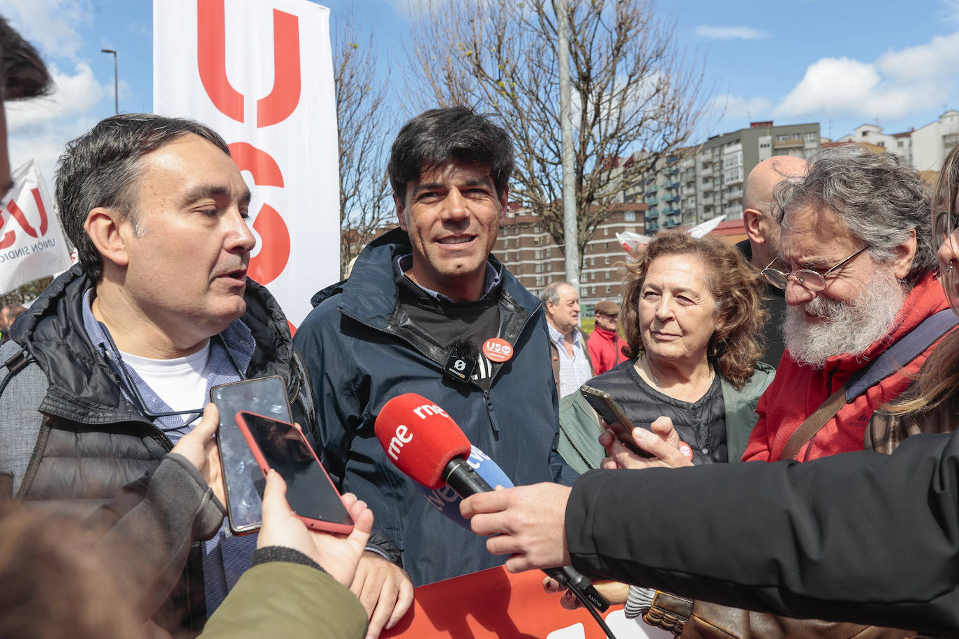 Así fueron las manifestaciones en Gijón de USO y los sindicatos minoritarios