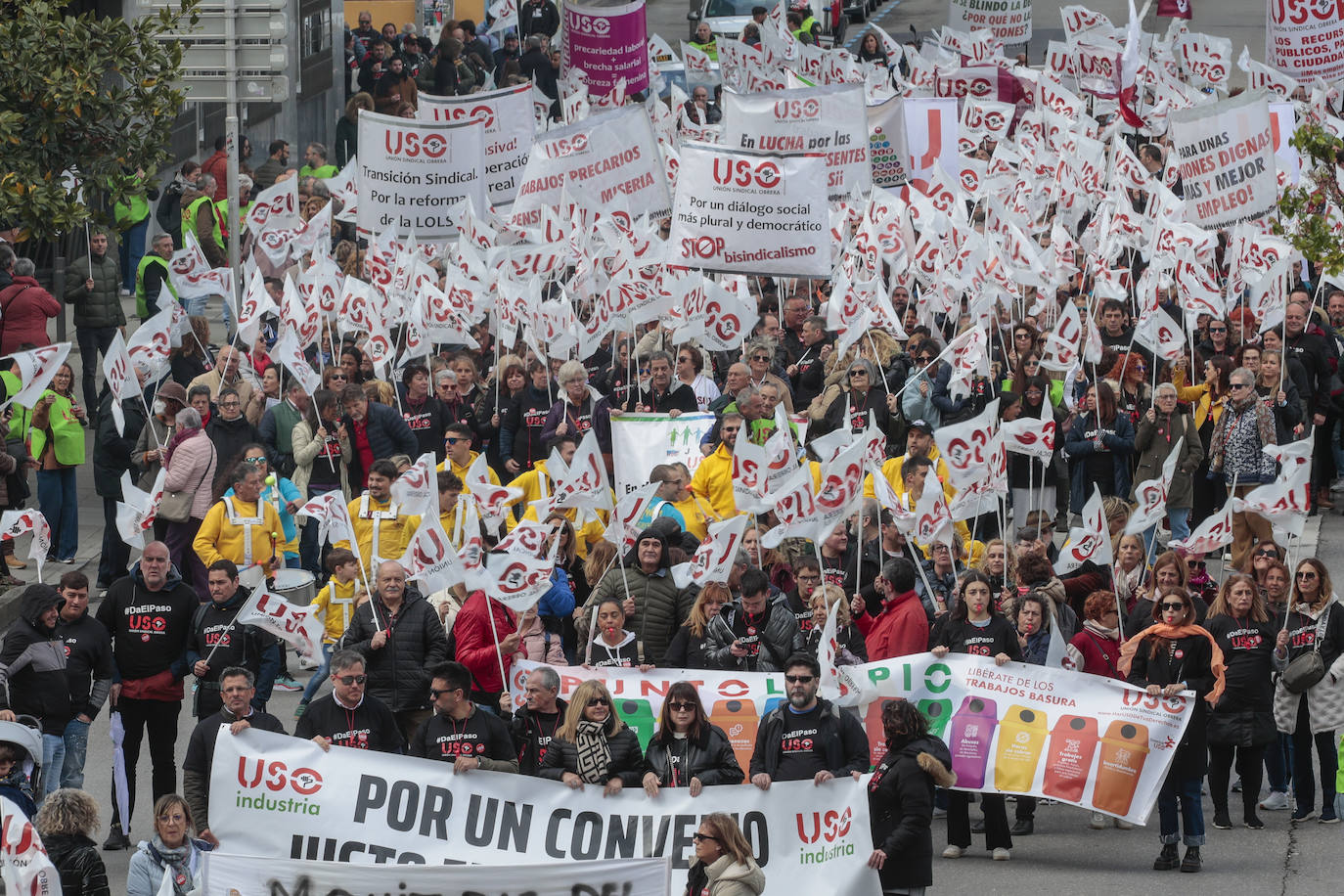 Así fueron las manifestaciones en Gijón de USO y los sindicatos minoritarios