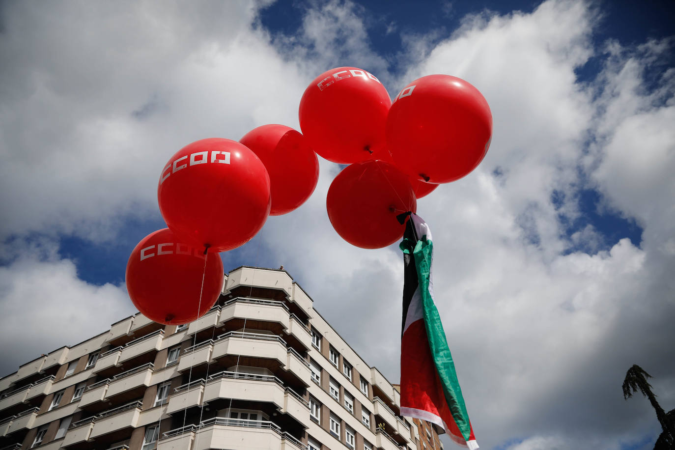 Los sindicatos asturianos, a la calle en Langreo para «reivindicar lo que es justo»