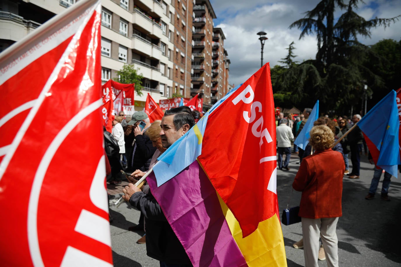 Los sindicatos asturianos, a la calle en Langreo para «reivindicar lo que es justo»