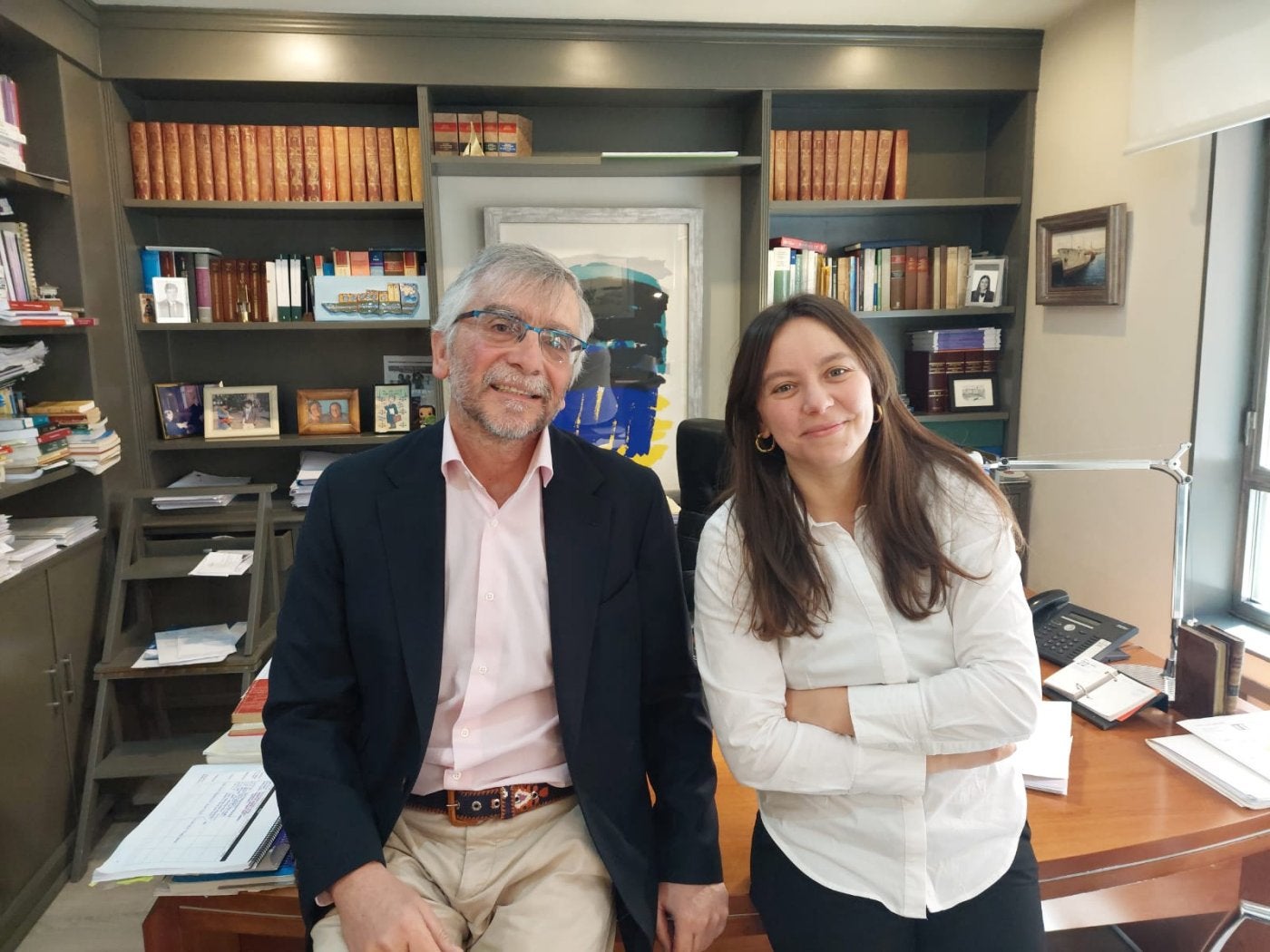 Luis Tuero y Sara González Melcón, abogados de la familia de la mujer agredida.